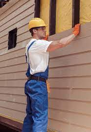 How To Choose The Right Materials for Your Siding Installation in 'Horn Lake, MS